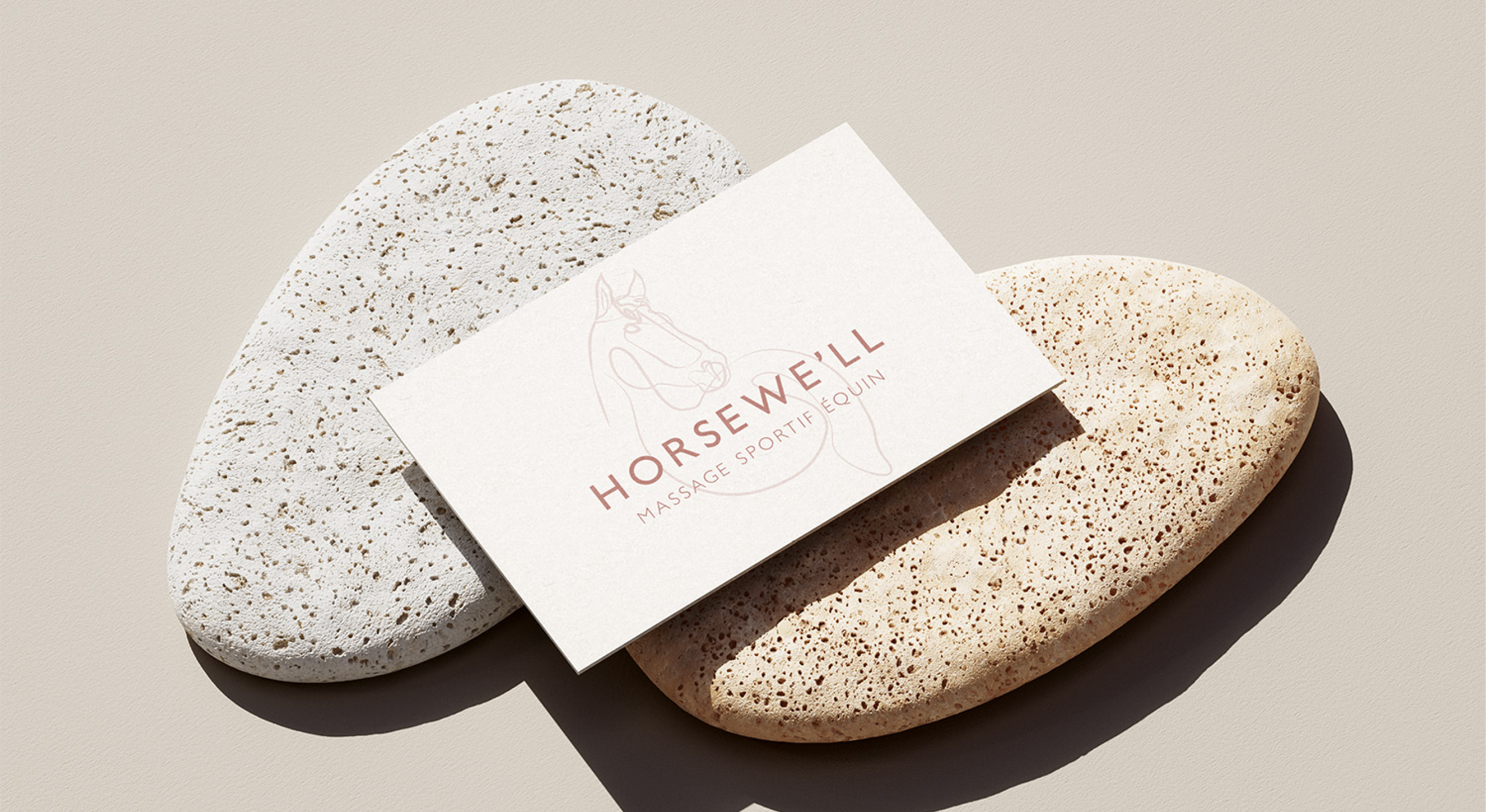 Maquette du logo de Horsewe'll, par Mathilde Vassallo pour Carton Graphique.